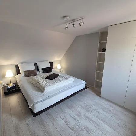 Triplex D Exception A Moins De 50 Metres De La Daire Sint-Idesbald
